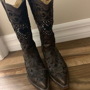 Vintage corral boot 7 black heart bling